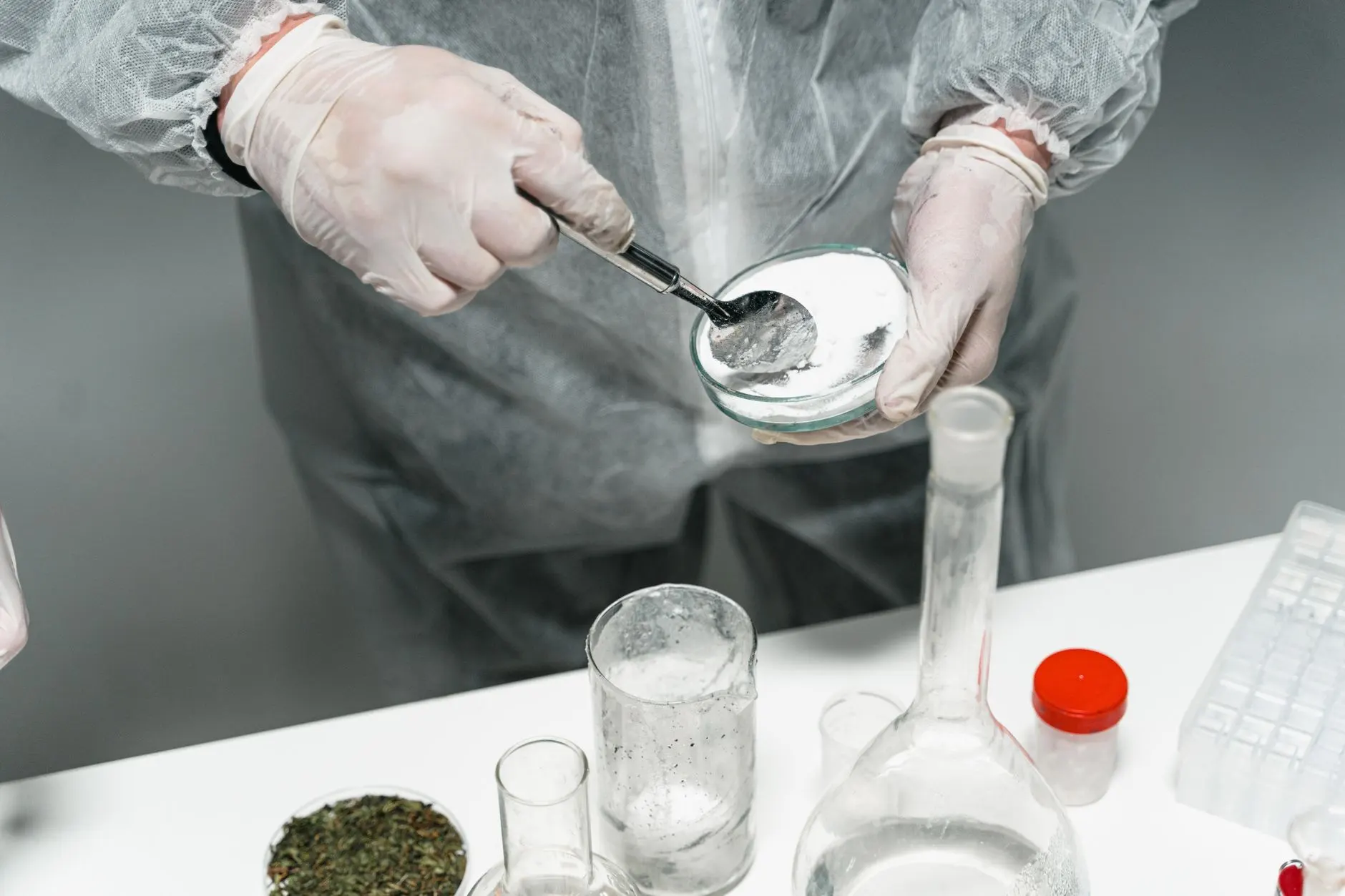 深圳易企科技智慧茶饮管理系统功能模块与场景应用解析
