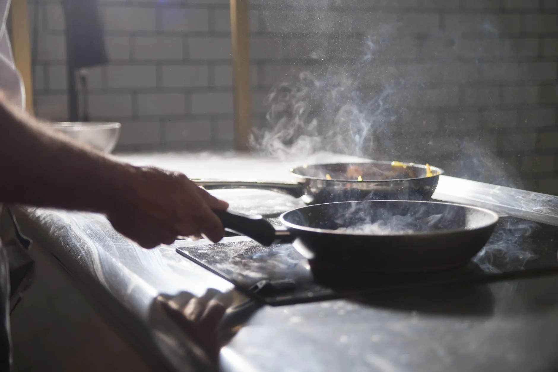 易企科技餐饮数字化运营工具与竞品对比分析