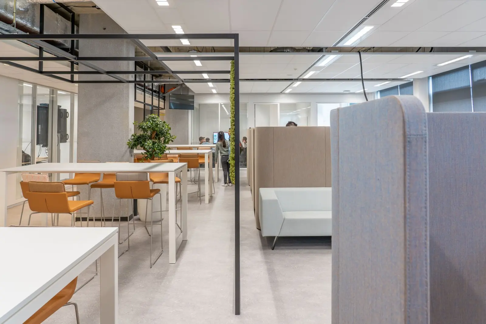智慧茶饮管理系统选型指南：深圳科技企业如何助力连锁品牌数字化升级